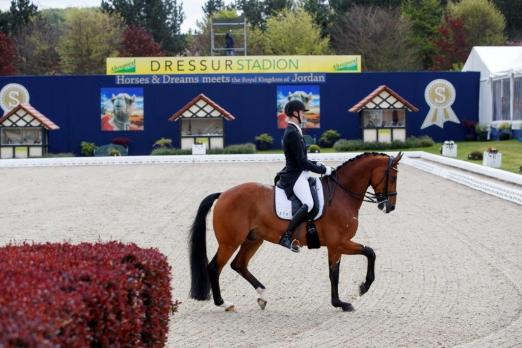 Foto: Sönke Rothenberger und Cosmo siegen im CDI4* Grand Prix Special, Preis der Performance Sales International GmbH - Fotograf: Stefan Lafrentz