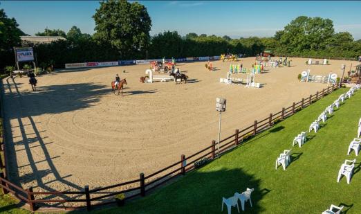 Foto: Das CSE Ehlersdorf für Profis und Amateure - hier Claas-Philipp Eckhardt mit Calle Blomcvist - erlebt ab dem 29. Juni die dritte Auflage - Fotograf: Fotografie C.B./ Beeck