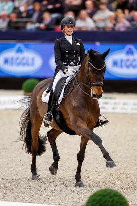 Foto: Einfach unschlagbar – Jessica von Bredow-Werndl und TSF Dalera BB siegen im FEI Dressage World Cup™ Grand Prix presented by Liselott und Klaus Rheinberger Stiftung - Fotograf: Sportfotos-Lafrentz.de