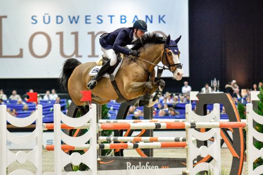 Daniel Deusser und Toulago gewinnen den Großen Preis bei den BadenClassics in Offenburg - Fotograf für reitturniere.de Tim Heide