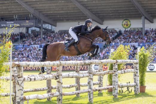 Foto: Das Deutsche Spring- und Dressur-Derby im August 2021 - Fotograf: Sportfotos-Lafrentz.de