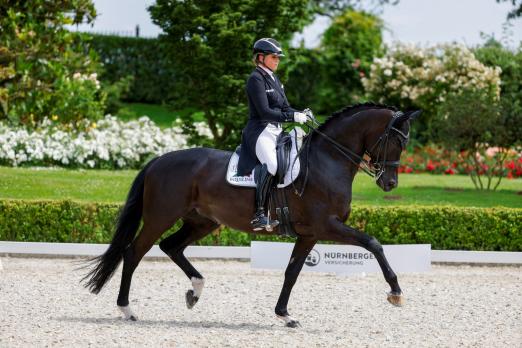 Foto: 021 waren Dorothee Schneider und Silvana auf dem Schafhof erfolgreich. Für 2022 plant die Reitmeisterin erneut die Teilnahme am NÜRNBERGER BURG-POKAL - Fotograf: Stefan Lafrentz