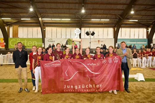 Foto: Siegreiche Mannschaft aus Sachsen-Thüringen - Fotograf: Jan Reumann.