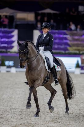 Foto: RRekordfinalistin Dorothee Schneider auf dem Weg zum Hattrick? Mit Dante´s Hit überzeugt sie in der Einlaufprüfung zum NÜRNBERGER BURG-POKAL 2022 - Fotograf: Stefan Lafrentz