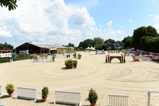 Foto: "Fein gemacht" - so wird sich die Reitanlage von Jörg Naeve vom 17. - 19. Juli beim CSN Ehlersdorf präsentieren. Höhepunkt ist der mit 10.000 Euro dotierte Große Preis - Fotograf: Archiv/ UG