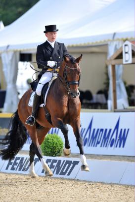 Foto: Florenciano unter Hermann Burger - Fotograf: Tanja Becker