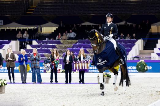 Foto: Gelungener Auftakt für Isabell Werth und Skovens Tzarina im NÜRNBERGER BURG-POKAL in Frankfurt - Fotograf: Thomas Hellmann