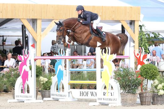 Foto: Patrick Stühlmeyer gewann im vergangenen Jahr mit dem Fuchshengstes Drako de Maugre den Großen Preis von Holstein – die Highlight-Prüfung des CSI**** Hof Waterkant - Fotograf: ACP Andreas Pantel)