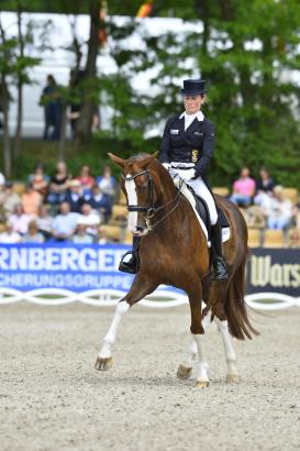 Foto: Helen Langehanenberg und Brisbane FE gewannen die Qualifikation zum NÜRNBERGER BURG-POKAL mit 74,293 Prozent - Fotograf: Maximilian Schreiner