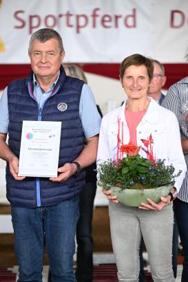 Foto: Das Züchterehepaar Monika und Josef Mayer aus Westhausen - Fotograf: HFotografie HUBERT FISCHER