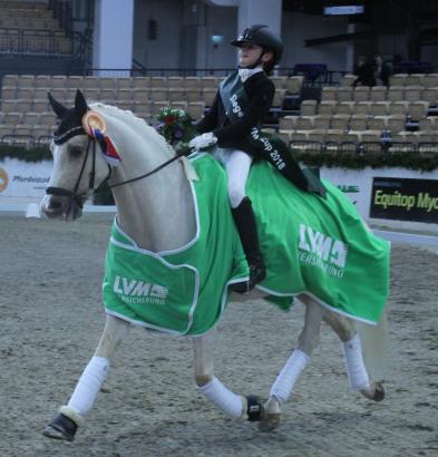 Foto: Rose Oatly mit Daddy Moon / - Fotograf: SHS Holstein International
