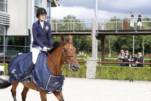 Foto: Jessica Springsteen - erste Siegerin in Valkenswaard - und der "Boss" schaut zu - Fotograf: Stefano Grasso/LGCT