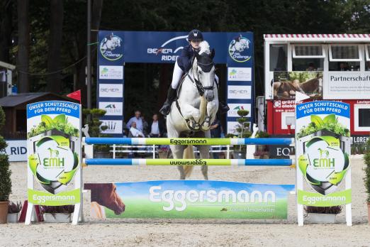 Foto: Wiebke Siebert siegt im Finale des Eggersmann Junior Cup beim OWL Challenge - Fotograf: Thomas Hellmann