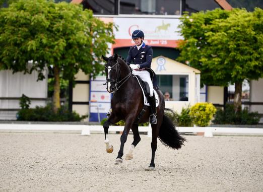 Foto: Das Podium im CDI3* Grand Prix präsentiert von Bucas- Fotograf: © Foto Dirk Rüchel