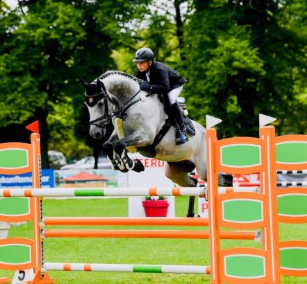Foto: Konstantin Haag mit SB Broadway Semilly auf der Bayerischen Meisterschaft 2022 - Fotograf: Ursula Puschak 