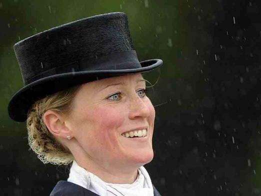 Foto: Helen Langehanenberg ist der neue Star am Dressur-Himmel - Fotograf: Marius Becker - dpa