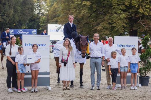 Foto: Sieger im InPro electric Championat von Paderborn: Lars Kuster (NED) und Heaven of Romance -- Fotograf: Johanna Milse