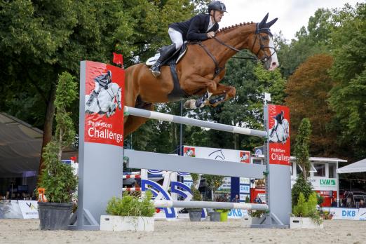 Foto: Das Championat von Paderborn gleichzeitig Qualifikation zur Wertungsprüfung der DKB-Riders Tour, ging an Marcus Ehning (GER), Funky Fred - Fotograf: Sportfotos-Lafrentz