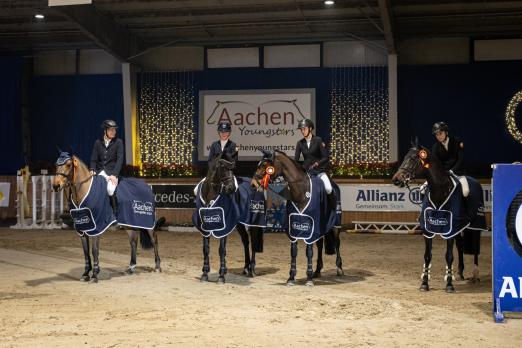 Foto: Max Paschertz und das restliche Team Weser-Ems, das 2024 den Allianz-Youngstars-Cup gewinnen konnte - Fotograf: Jasmin Metzner/CHIO Aachen CAMPUS