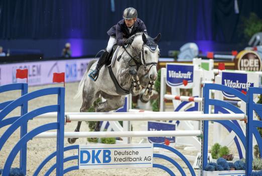 Foto: Michael Jung - der Multichampion der Vielseitigkeitsreiter kommt in die Olympiahalle - Fotograf: Sportfotos-Lafrentz