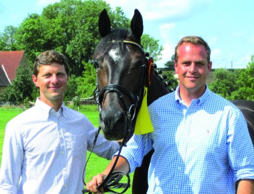 Foto: die "Macher" der Goldenen Schleife Martin Fink (links) und Thomas Münch (rechts). 