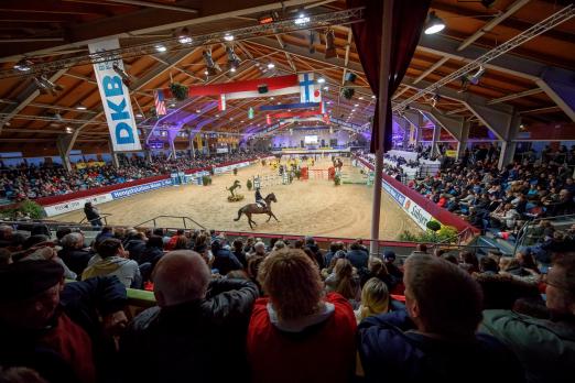 Foto: Kein CSI Neustadt-Dosse 2021 ganz ohne Zuschauer - Das internationale Turnier findet erst 2022 wieder statt - Fotograf: Stefan Lafrentz