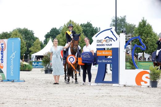 Foto: Siegerehrung BEMER Riders Tour Etappe Ommen - Fotograf: Foto Trailer 