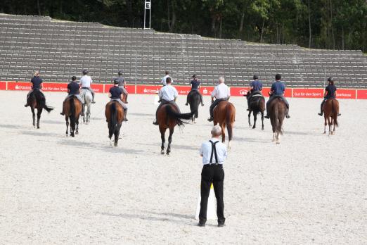 Foto: Probe große Quadrille - Fotograf: Gille