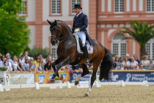 Foto: Matthias Alexander Rath – hier mit Foundation auf dem Schloss-Viereck, dieses Jahr wird er mit Thiago antreten - Fotograf: Tom Hartig