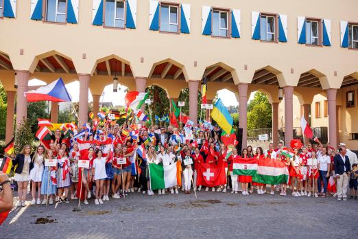 Foto: Rekordbeteiligung - 28 Nationen sind in Kronberg am Start - Fotoraf: Sportfotos-Lafrentz.de