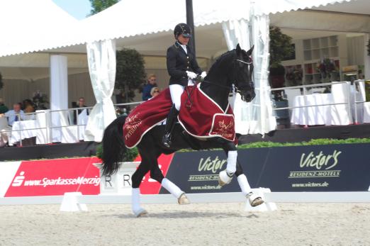 Foto: Dorothee Schneider und Sezuan - Fotograf: a-focus altenhofer