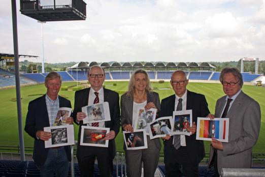 Foto: Jury: Springreiter Jos Lansink aus Belgien, Erich Timmermanns (Sparkasse Aachen), Julia Rau (Fotografin, Vorjahressiegerin), Andreas Müller (Geschäftsführer Zeitungsverlag Aachen) und ALRV-Geschäftsführer Frank Kemperman - Fotograf: chioaachen.de