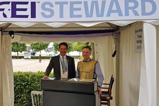 Foto: Dienen als Ansprechpartner für die Zuschauer beim CHIO Aachen 2023: Die Info-Stewards - Fotograf: CHIO Aachen