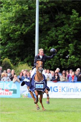 Foto: Andre Thieme mit Aragon du Rouet - Fotograf: Karl-Heinz Frieler