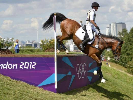 Foto: Der Ritt von Peter Thomsen wurde daheim von seinen Eltern bejubelt. - Fotograf: Franck Robichon - dpa