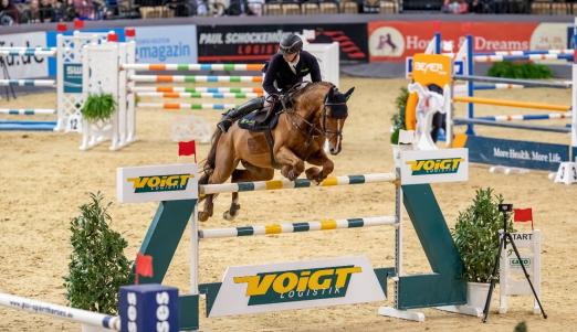 Foto: Felix Haßmann und Balzaci gewannen das erste von vier Weltranglistenspringen bei den VR CLASSICS 2019 im Voigt Logistik Cup - Fotograf: Stefan Lafrentz
