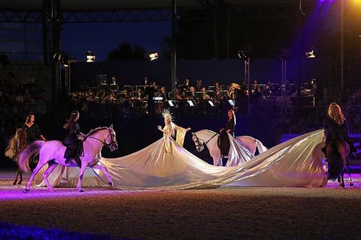 Foto: Die Reiterinnen der fantastischen Grandes Ecuries de Chantilly - Fotograf: CHIO Aachen/ Andreas Steindl