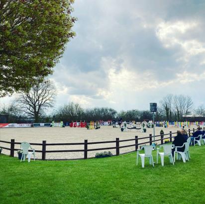 Foto: Beginnt mit Springpferdeprüfungen am Donnerstag und reicht bis zum Großen Preis am Sonntag - das 2. CSE Ehlersdorf - Fotograf: Archiv/ Naeve-Horses