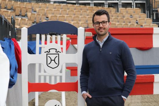 Foto: Zuchtleiter Stephan Haarhoff wird mit den anderen Mitgliedern der Körkommission in den kommenden Tagen entscheiden, welche Holsteiner Hengste des Jahrgangs 2020 zur Zucht zugelassen werden - Fotograf: Holsteiner Verband