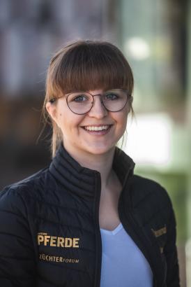 Foto: Mona Bimmel, Redaktionsleitung - Fotograf: TomsPic