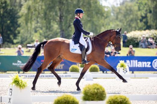 Foto: Ingrid Klimke/SAP Asha P - Fotograf: Thomas Ix