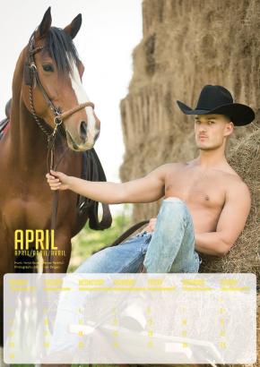 Foto: April Horse and Hunk Kalender 2018 - Fotograf: Johnny van Bergen