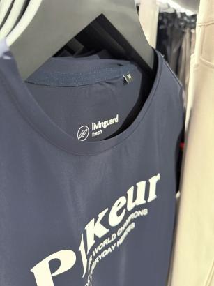 Foto: Pikeur-Fanshirt mit integrierter Livinguard Technologies Kennzeichnung - Fotograf: Pikeur Foto: Pikeur-Fanshirt mit integrierter Livinguard Technologies Kennzeichnung - Fotograf: Pikeur