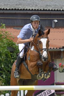 Foto: Philipp Brodhecker auf Capriole - Fotograf: Bernd Neff 