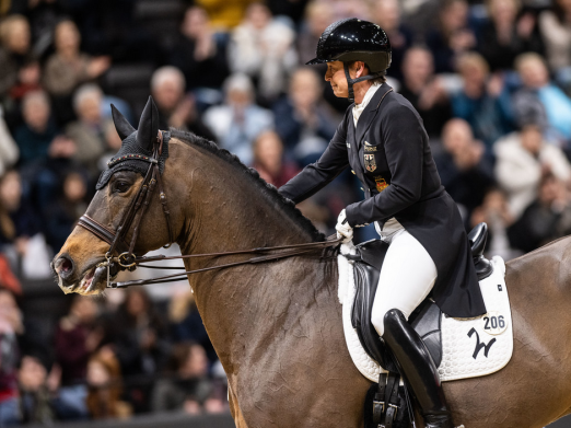 Foto: Isabell Werth (GER) and DSP Quantaz - winners of the FEI Dressage World Cup™ 2024/25 - Basel (SUI) - Fotograf: Copyright ©FEI/Martin Dokupil