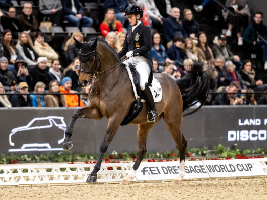 Foto: Isabell Werth (GER) and DSP Quantaz - winners of the FEI Dressage World Cup™ 2024/25 - Basel (SUI) - Fotograf: Copyright ©FEI/Martin Dokupil