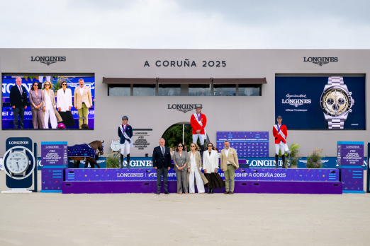 Foto: Richard Vogel ist Europameister im Springreiten 2025 - Fotograf: FEI/Benjamin Clark