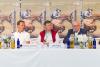 Foto: Reiter Christian Ahlmann und die Veranstalter des Global Jumping Berlin Jan Tops und Volker Wulff - Fotograf: Thomas Hellmann