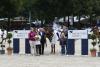 Foto: Katrin Eckermann und Chamonix gewannen die Wertung zur Baker Tilly Roelfs Trophy bei der Paderborn Challenge. Es gratulierten Turnierchef Volker Wulff (l.) und Martin Weinand, Vorstandsmitglied Baker Tilly Roelfs AG - Fotograf: Thomas Hellmann