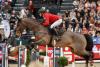 Foto: Pius Schwizer (SUI) fliegt mit Leonard de la Ferme CH zum Sieg am Freitagabend - Fotograf: Sportfotos-Lafrentz.de